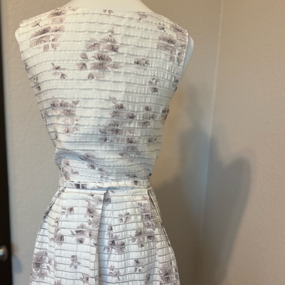 Light stripe cherry blossom A shape dress with belt - Picture 6 of 6